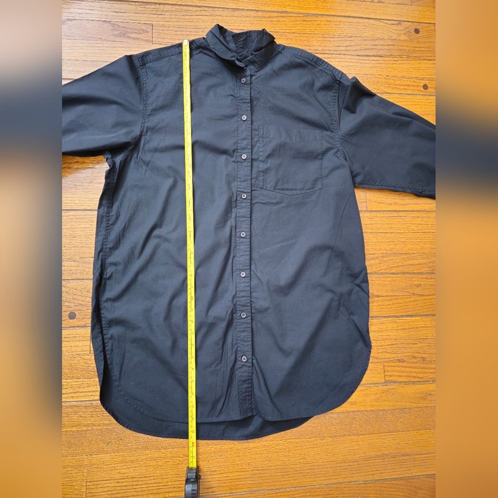 Gap Organic Cotton Weekend Tunic shirt in black made with 100% organically